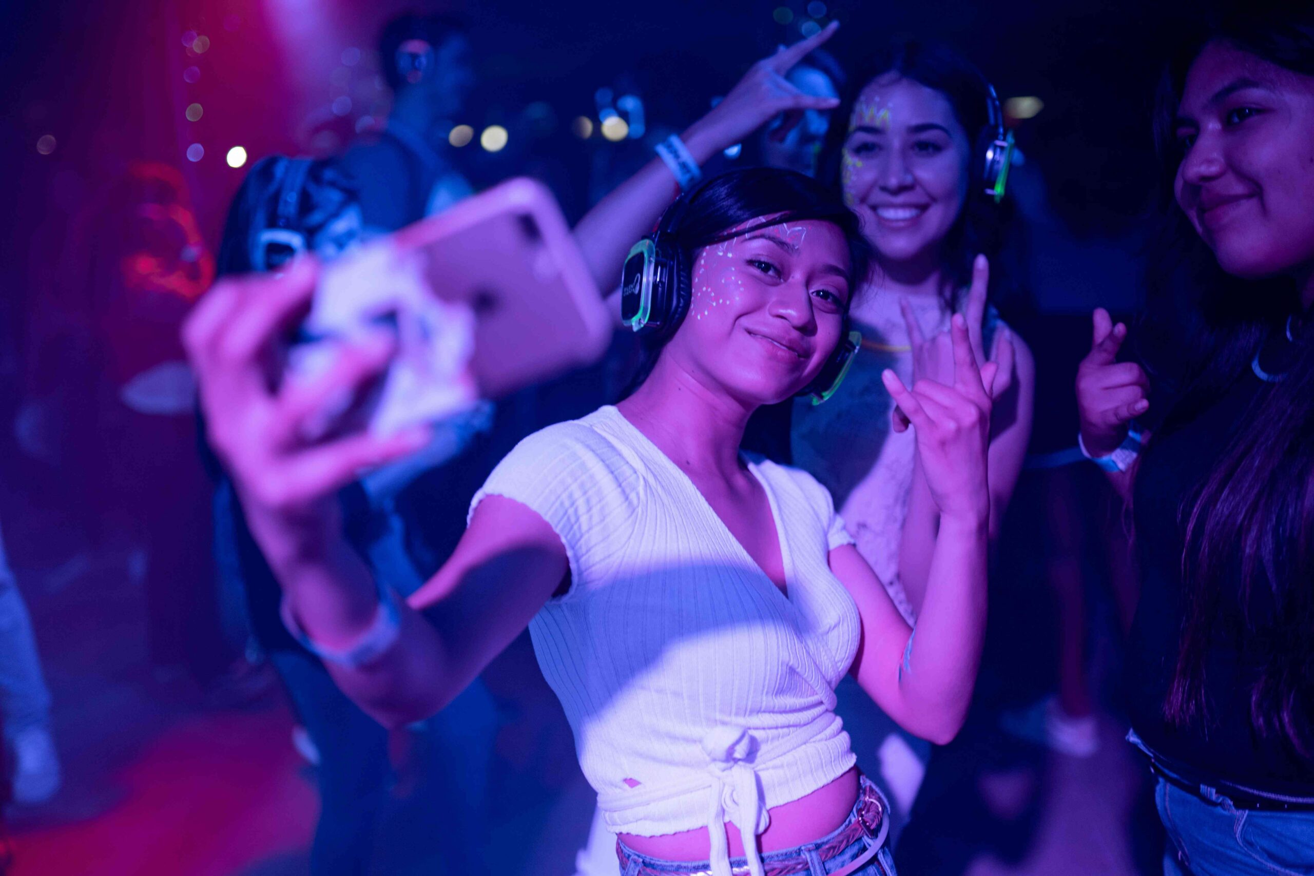 5 Reasons a Professional DJ is Essential for Your Event